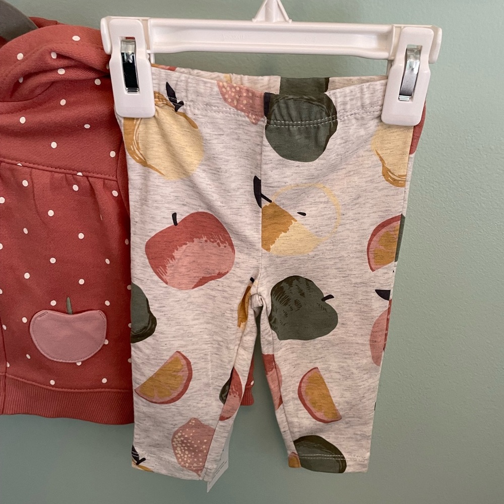 Carter’s Apple Two Piece Set - Picture 3 of 6
